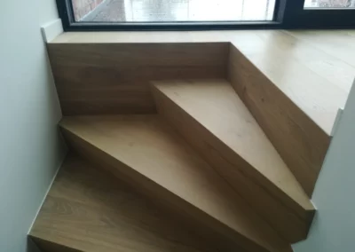 Parket plaatsen en eiken trappen (Leuven)